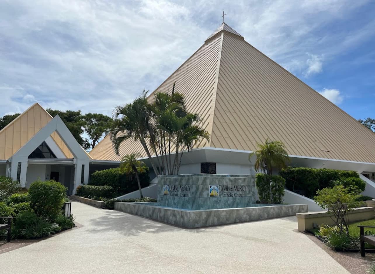 Divine Mercy Catholic Church, Merritt Island